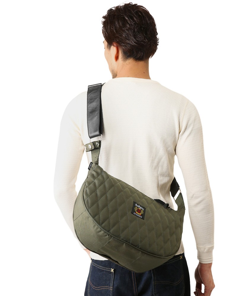 Schott ショット 3169006 NYLON PADDED BANANA BAG バナナバック Schott ショット 3169006 NYLON PADDED BANANA BAG バナナバック