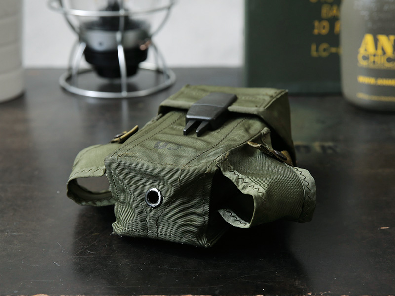 米軍 M-16 ナイロン製20連マガジンポーチ 米軍ベトナム戦争M1967(M67)