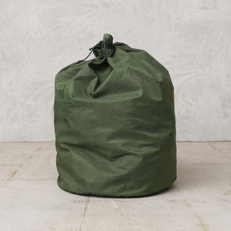 実物 USED 米軍 WATERPROOF CLOTHING BAG（クロージング