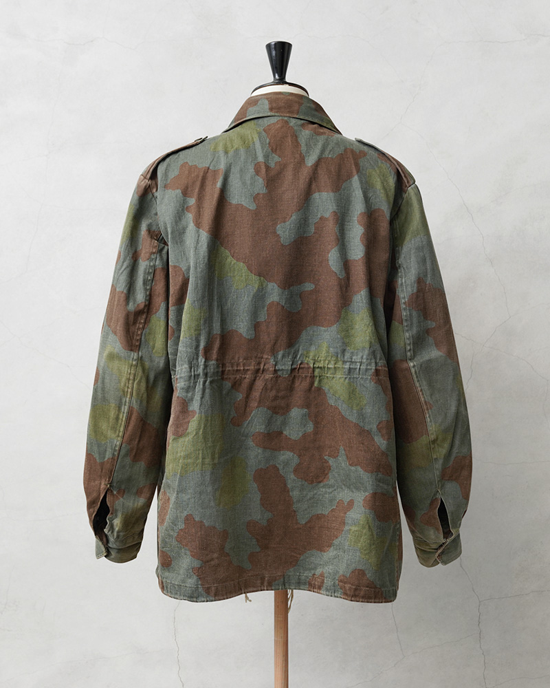 イタリア軍 実物 フィールドジャケット サンマルコカモ 肩パッド 緑